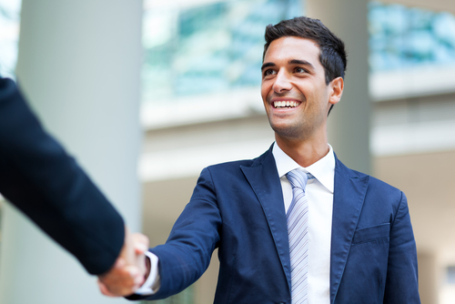 Travailler pour se former ou de la formation dans le travail ?