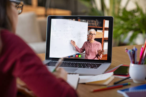 Après le Blended Learning en 2020, priorité aux formations numériques en 2021 ?